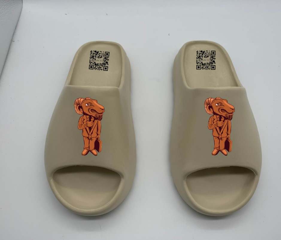 Consigliere Comfort Slides